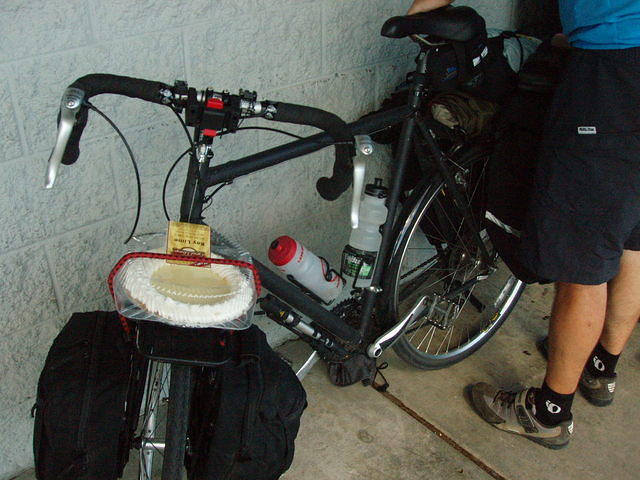 best way to carry pie (Colville)